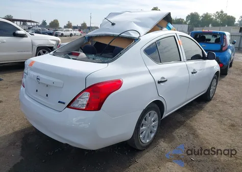 2014 Nissan Versa 1.6 S from USA, damaged, VIN 3N1CN7AP2EL853385